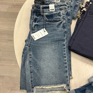 Judy blue Bermuda jean shorts NEW with tags